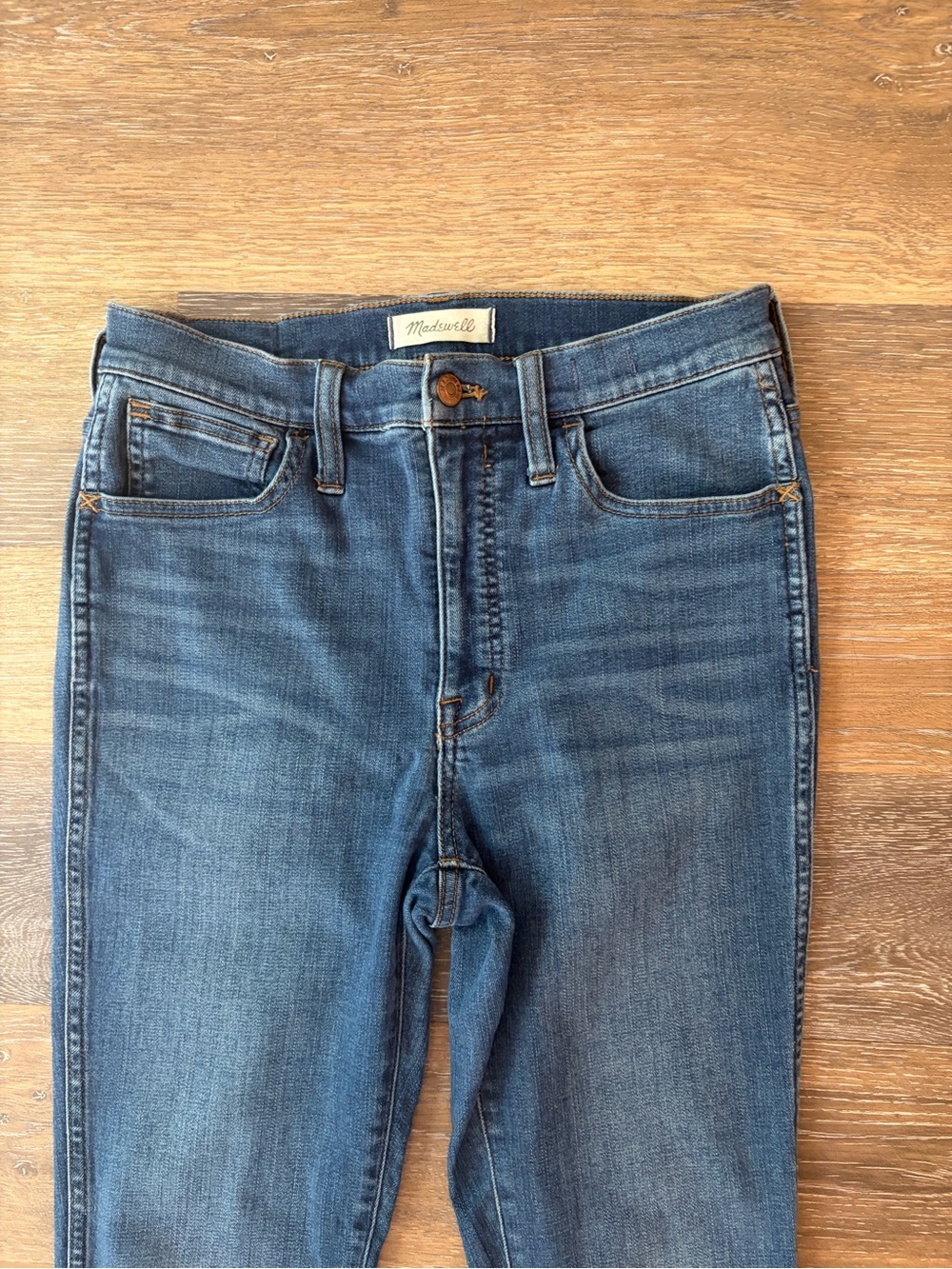 Madewell 10" High-Rise Roadtripper Jeans Raw Hem size 27 - Picture 4 of 13